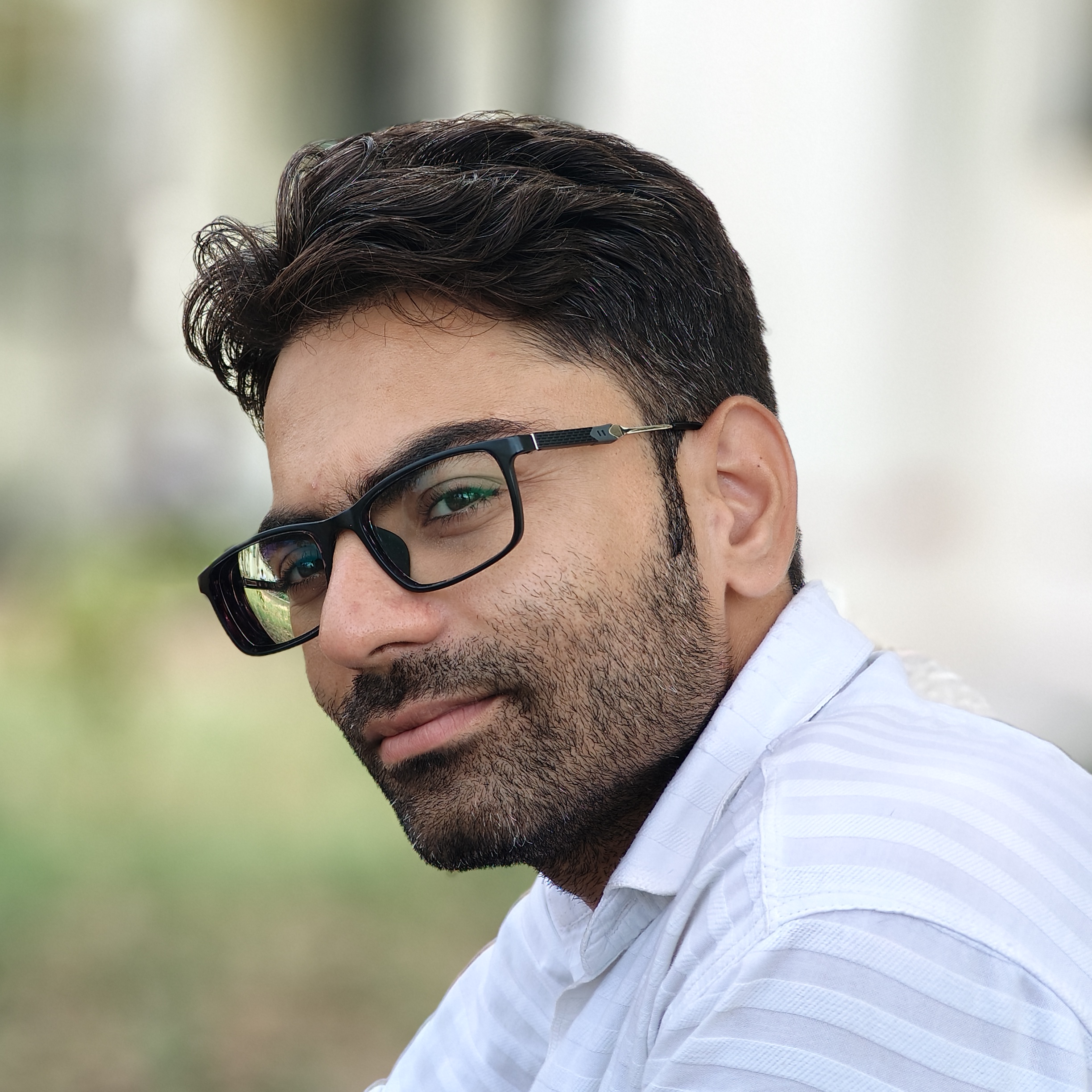 Mr Manish Shukla